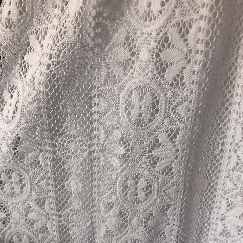 WHITE HIGH LOW LACE DRESS - Picture 2 of 4